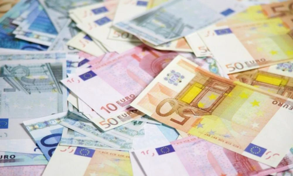 Κρήτη: Βρετανός τουρίστας εκβίαζε επιχειρηματία - Τον τσάκωσαν με τα προσημειωμένα χαρτονομίσματα